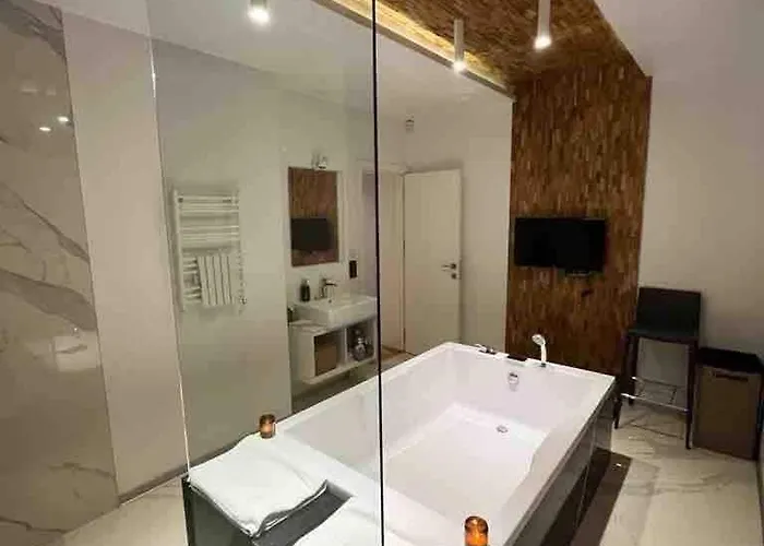 Lozenets Executive Apartment With Private Parking