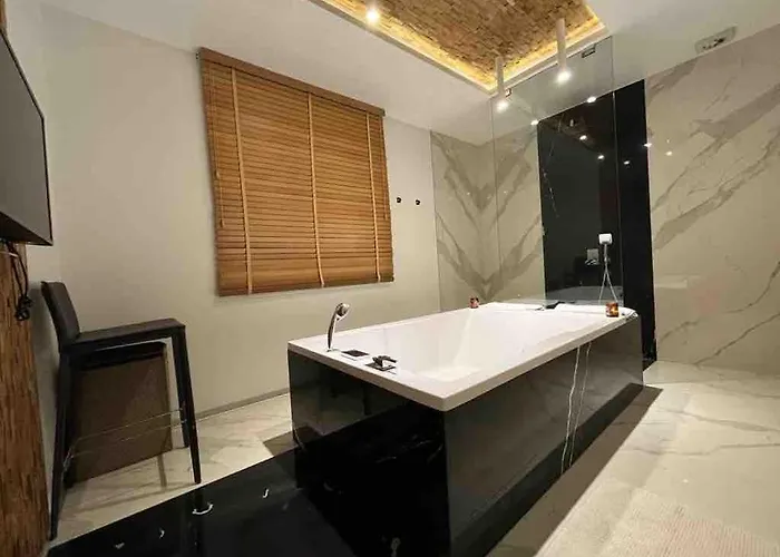 Lozenets Executive Apartment With Private Parking Lejlighed *