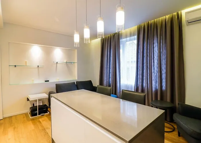 Lozenets Executive Apartment With Private Parking Lejlighed Sofia